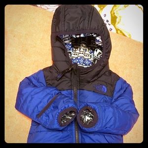 North Face Down Winter Jacket 12-18 months & hat